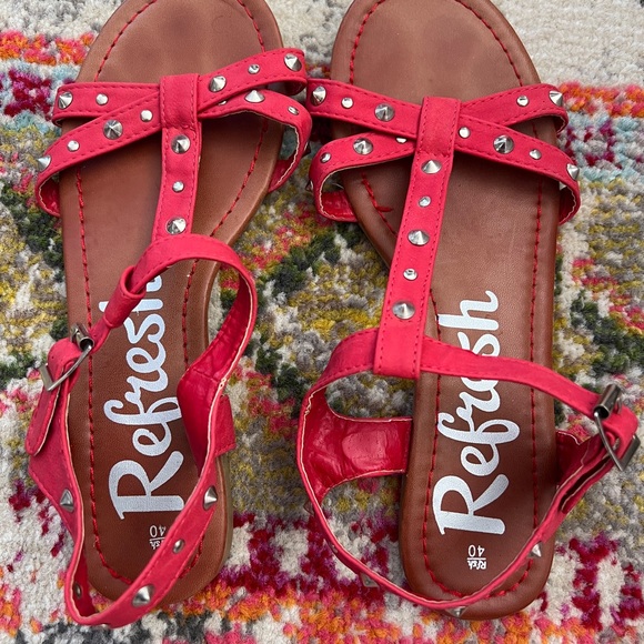 Refresh Women’s Studded Strappy Sandals USED - Picture 3 of 4